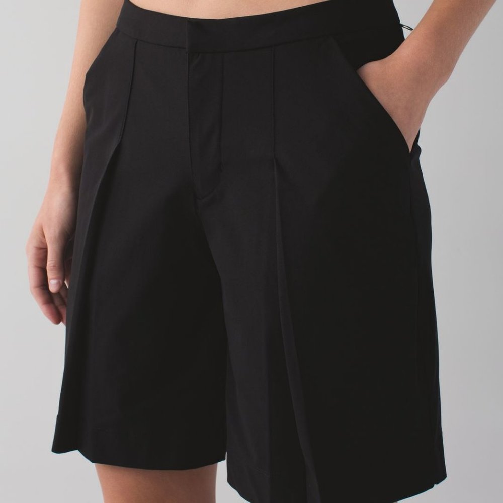 Lululemon Long Story Short